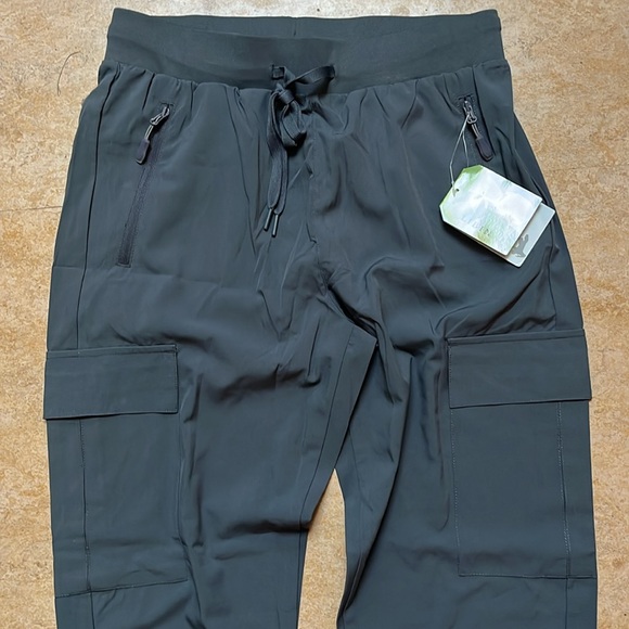 Women’s LIBIN Cargo Joggers NEW Medium Gray - Picture 2 of 6